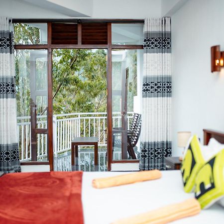 Adams Peak Inn Nallathanniya Kültér fotó
