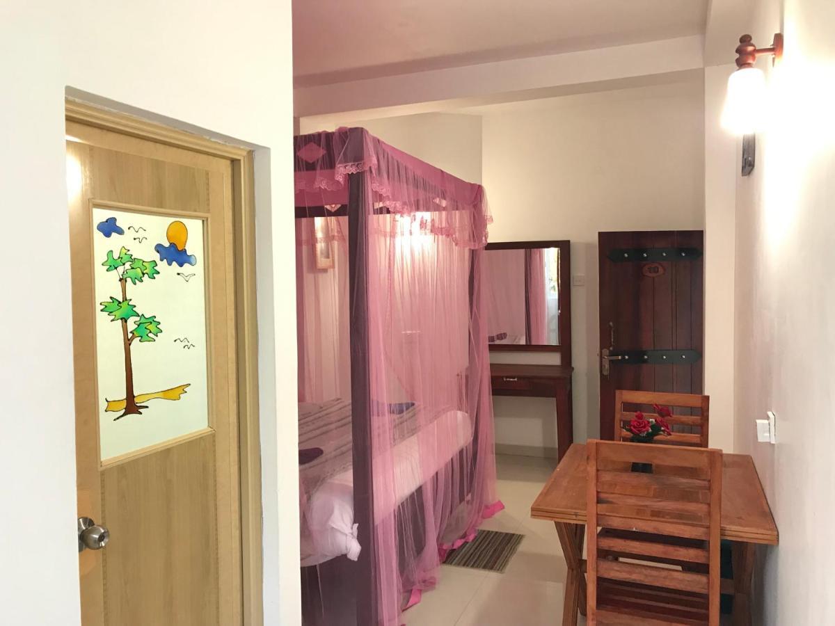 Adams Peak Inn Nallathanniya Kültér fotó
