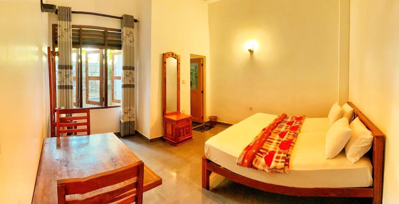 Adams Peak Inn Nallathanniya Kültér fotó