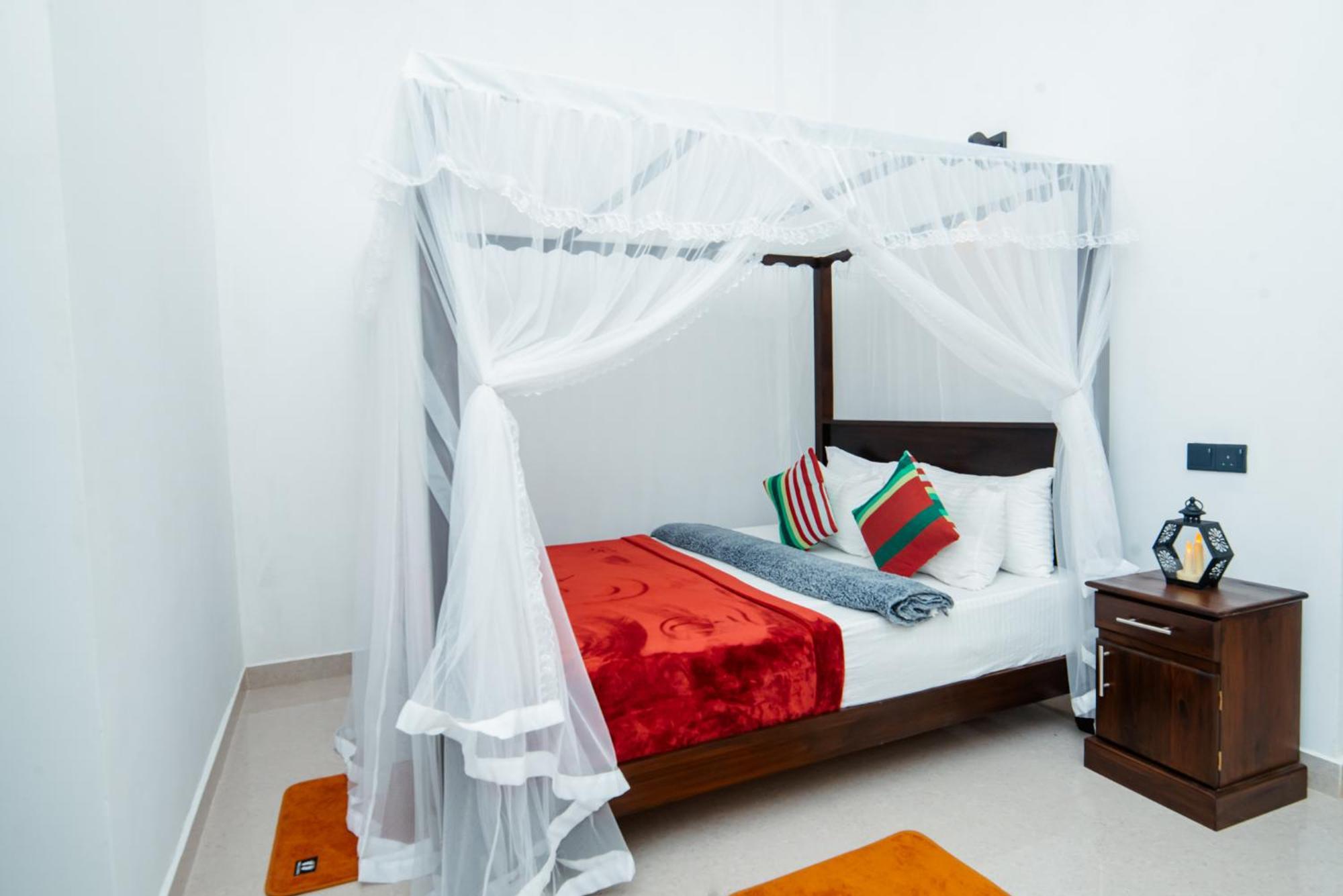 Adams Peak Inn Nallathanniya Kültér fotó