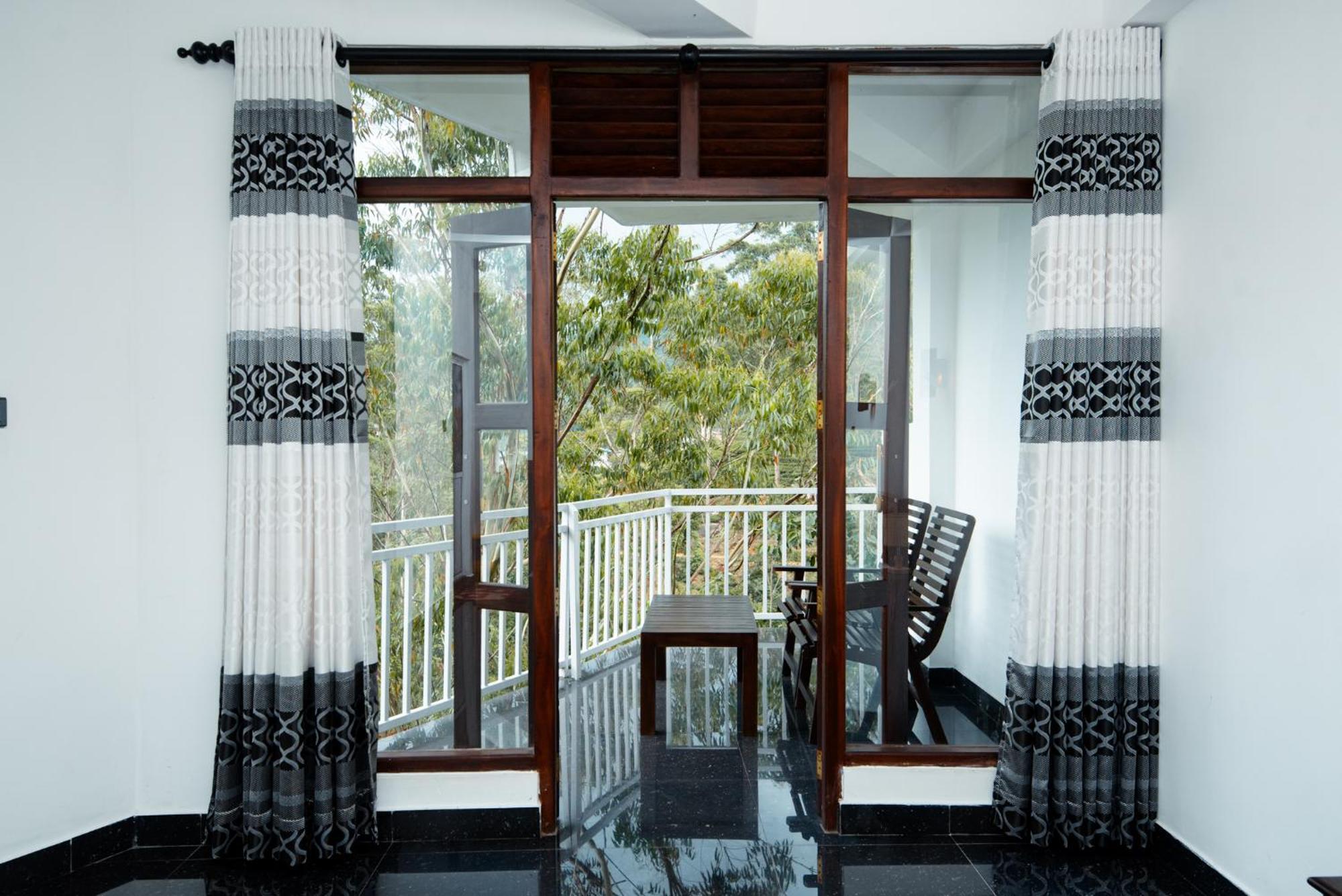 Adams Peak Inn Nallathanniya Kültér fotó
