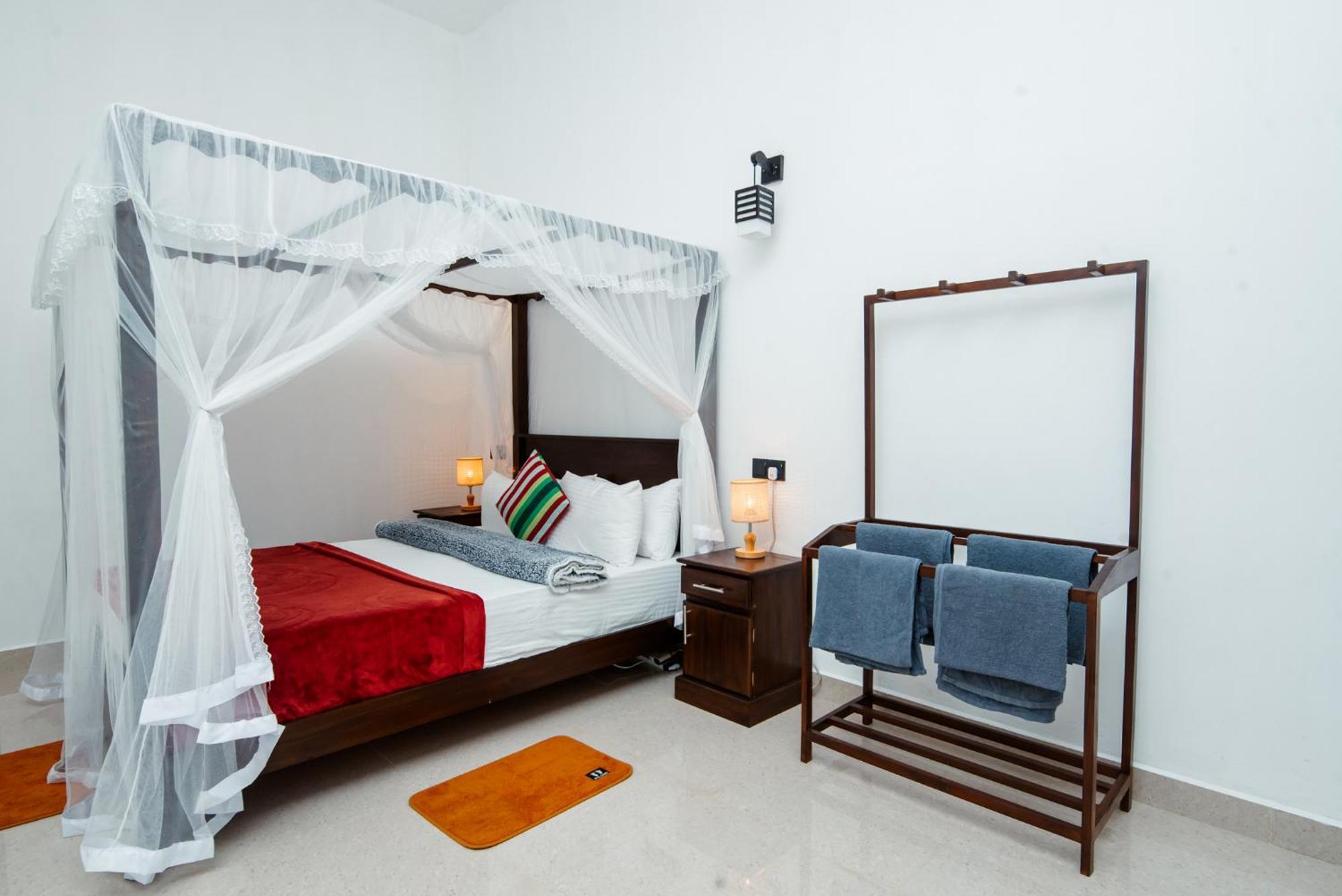 Adams Peak Inn Nallathanniya Kültér fotó