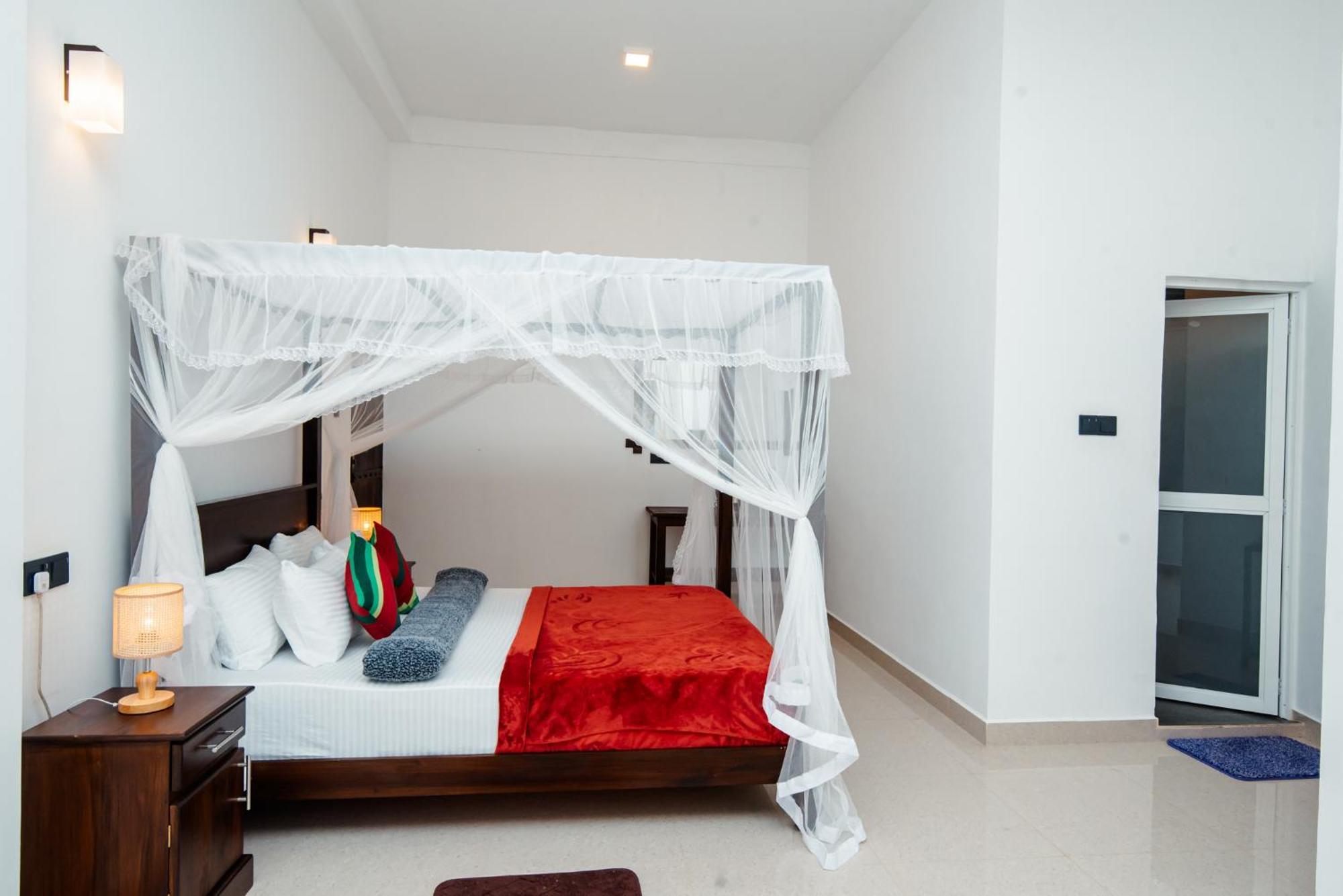 Adams Peak Inn Nallathanniya Kültér fotó