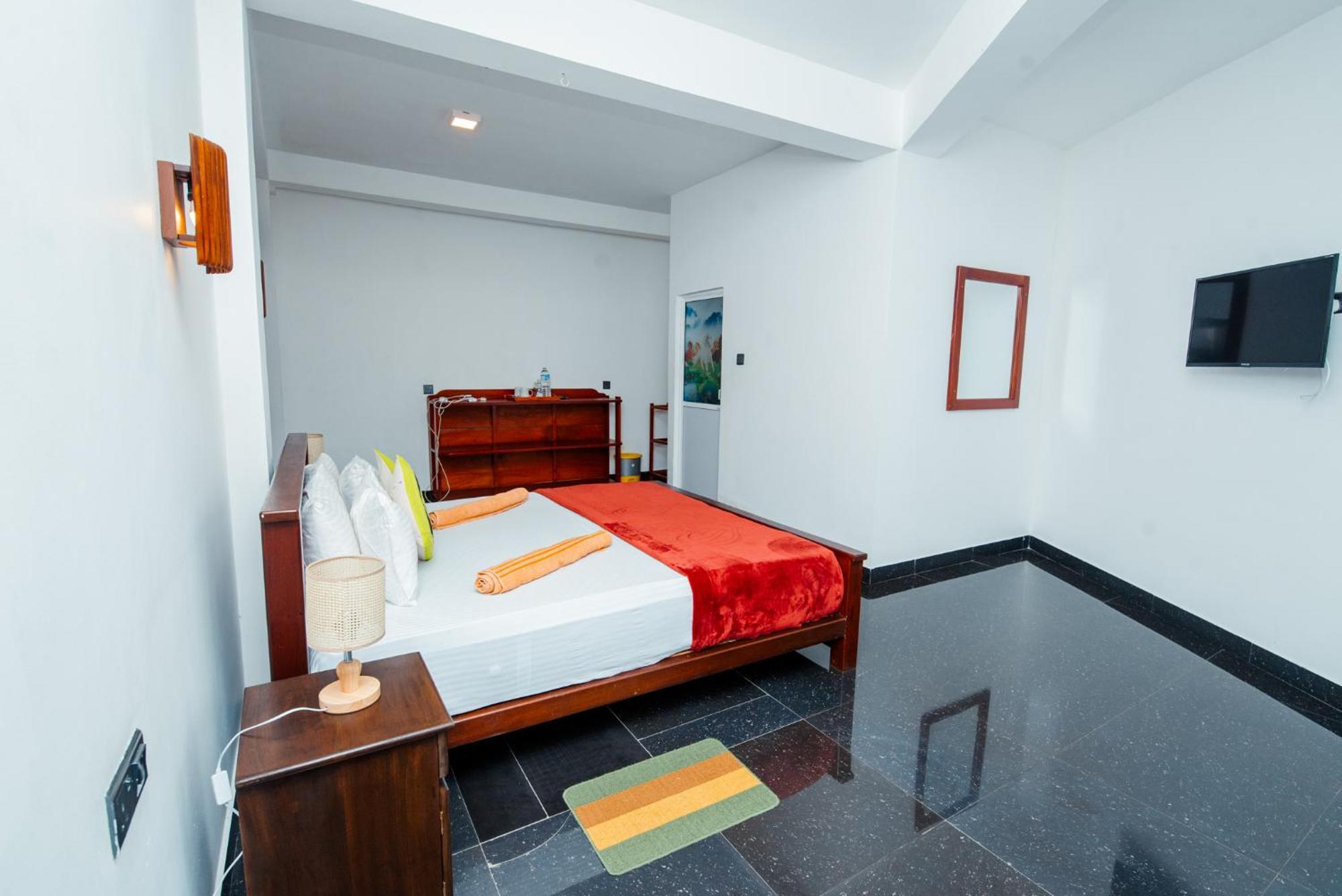 Adams Peak Inn Nallathanniya Kültér fotó