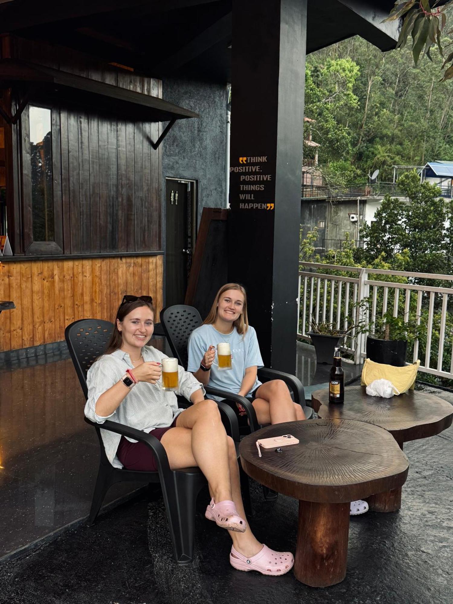 Adams Peak Inn Nallathanniya Kültér fotó